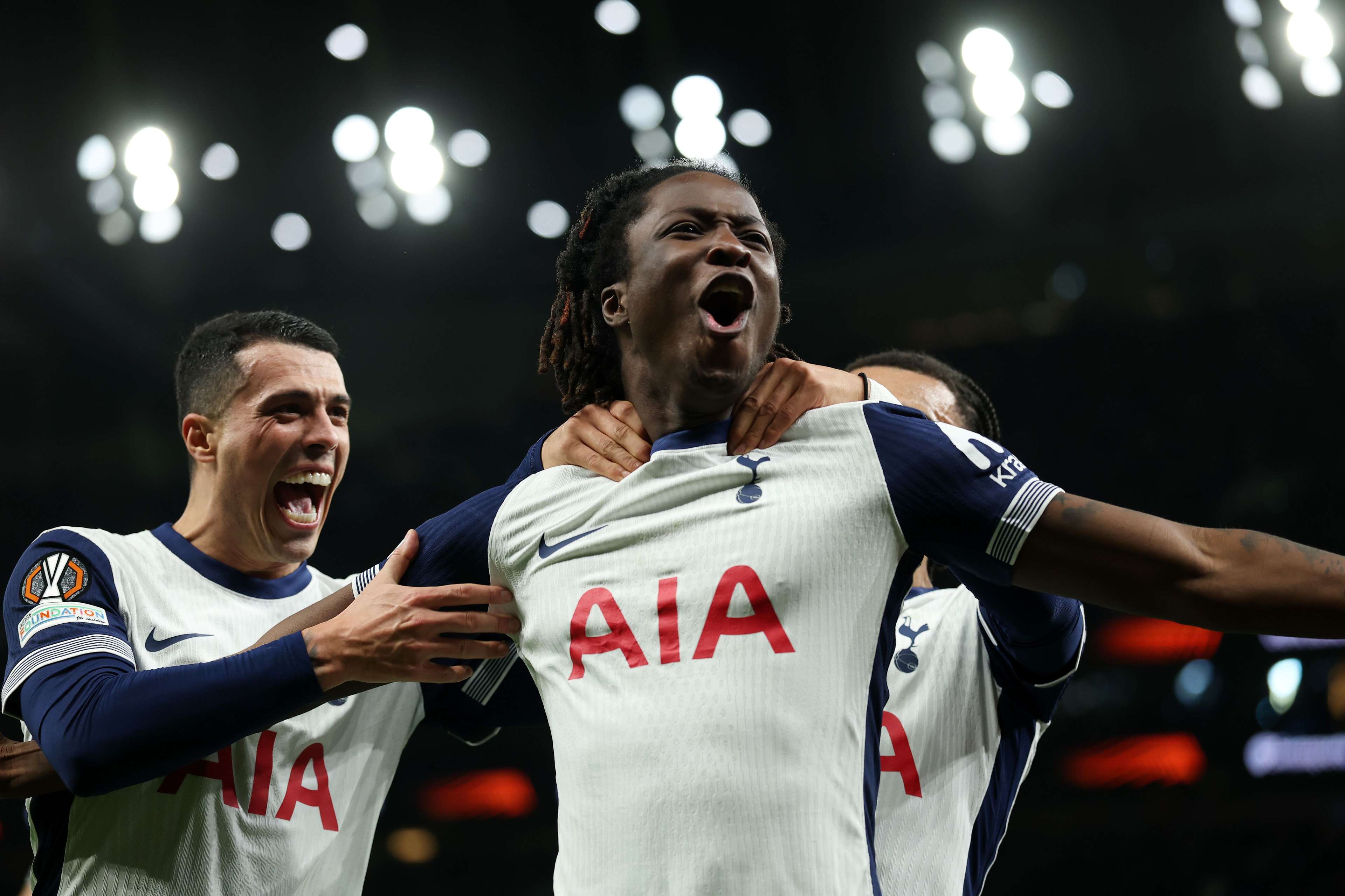 球队带来了 球队带来了